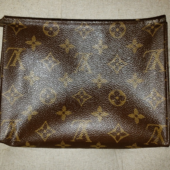 Louis Vuitton Cosmetic Bag - Picture 1 of 5